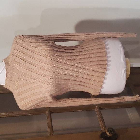 Forever 21 Ribbed Sweater - Picture 1 of 7